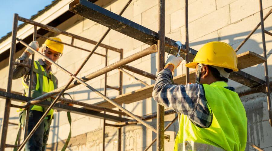 Professional residential roofers in Paw Paw, MI
